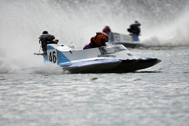 露出两支球 露出两支球