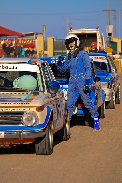 翘首以盼 翘首以盼